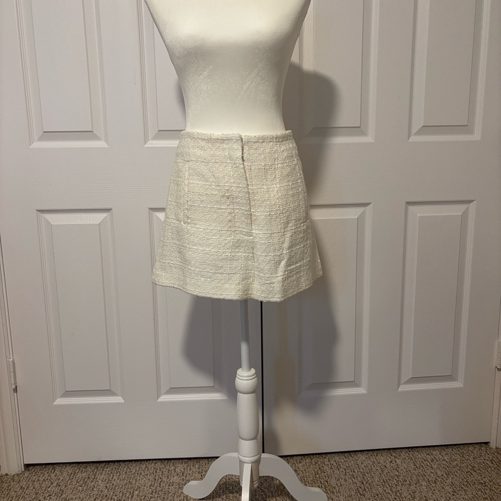 Veronica Beard Cream High Waist Shorts